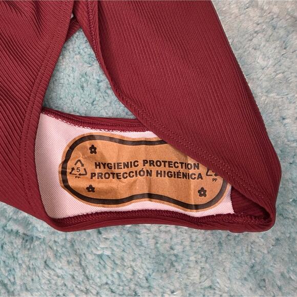 Ribbed Bikini Bottom in Burgundy - Picture 4 of 4